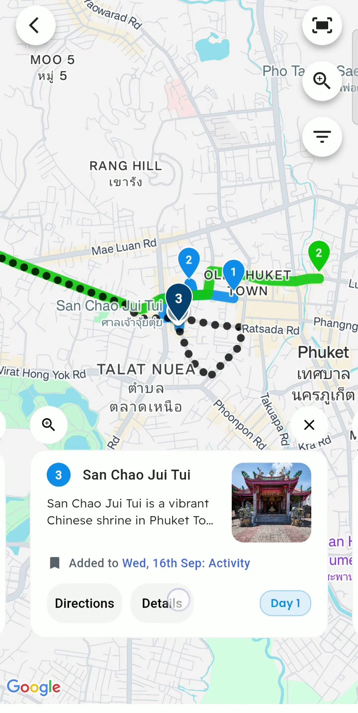 Getaway map view showing color-coded pins for Day 1 and Day 2 with synchronized place card carousel